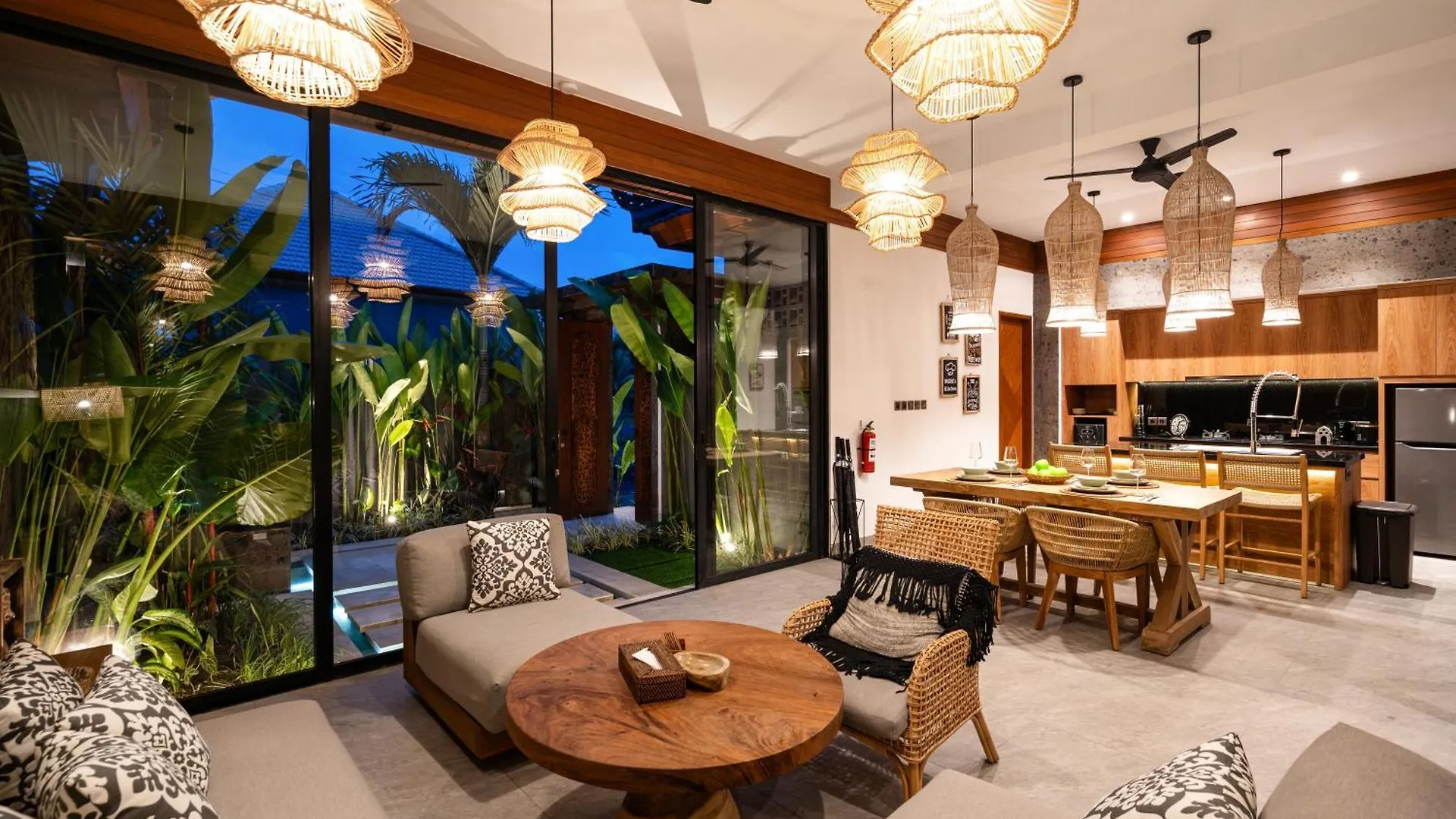 Villa Amore By Balisuperhost Ubud 0*,